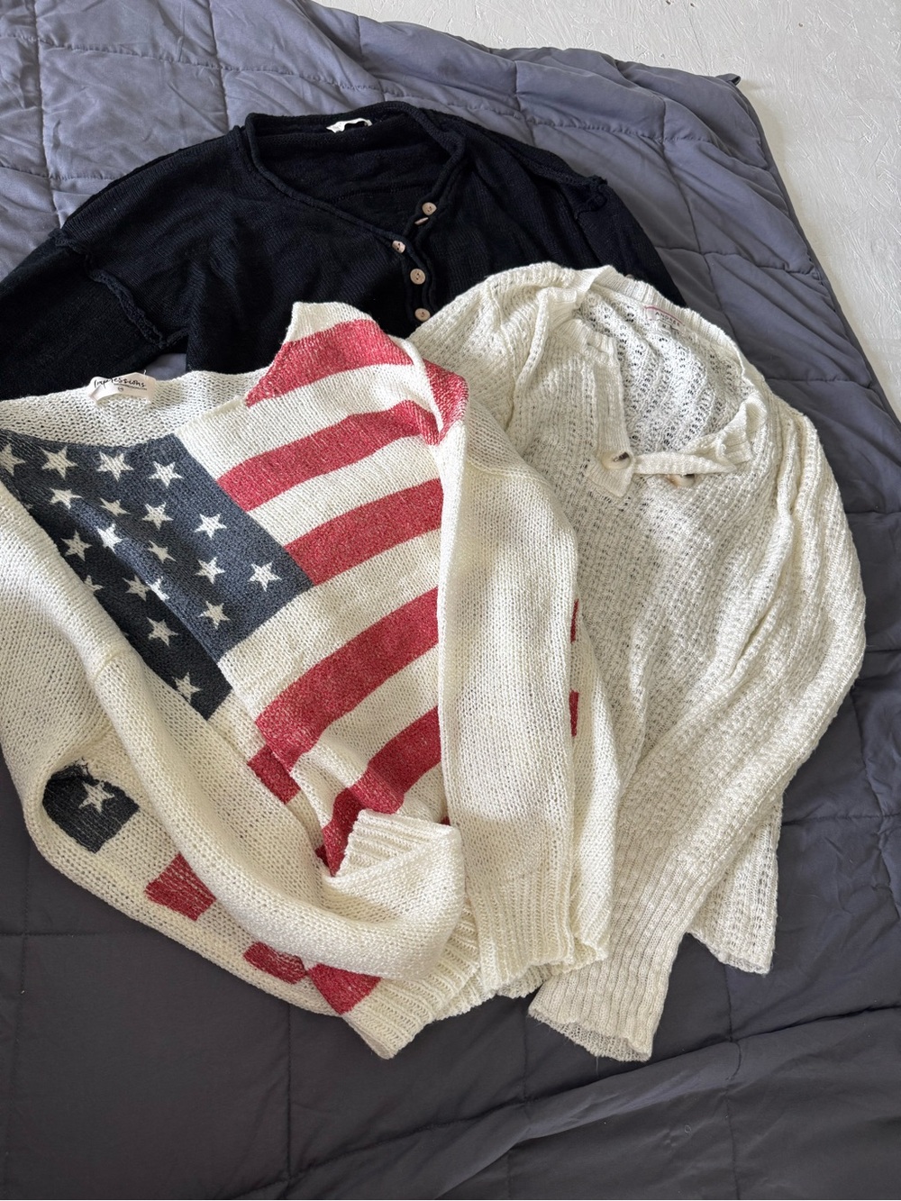 Impressions Cream Open-Knit Pullover with Flag Graphic & Black Henley